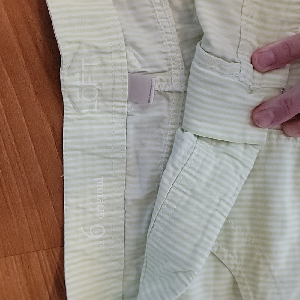 LOFT Cargo striped shorts. Lime green and white. Size 6 - Picture 3 of 4